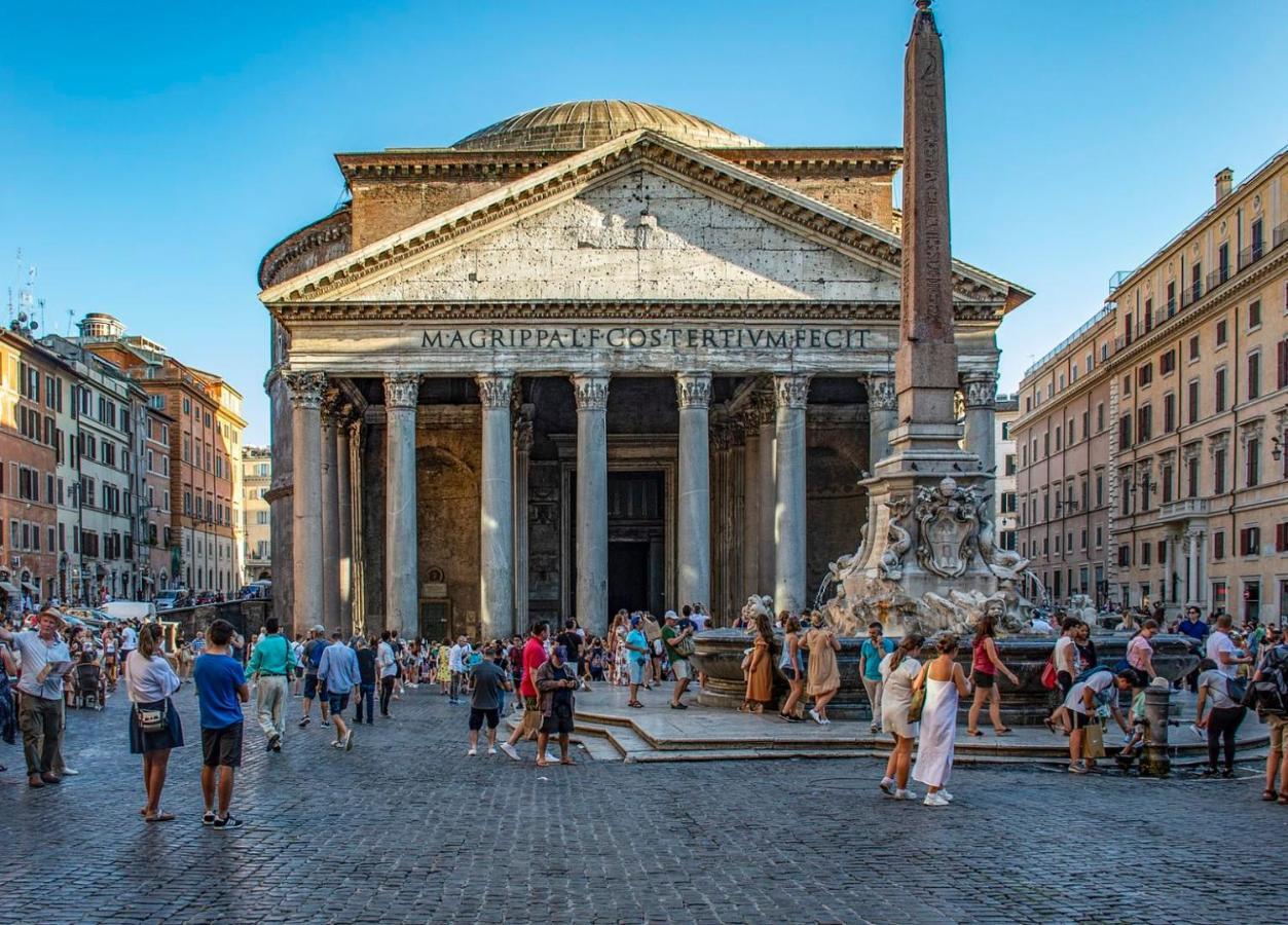 Casa Arco Della Chiesa Nuova - Pantheon & Navona Apartment Rome Bagian luar foto