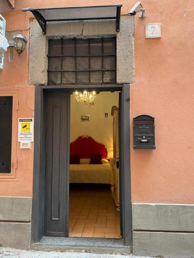 Casa Arco Della Chiesa Nuova - Pantheon & Navona Apartment Rome Bagian luar foto
